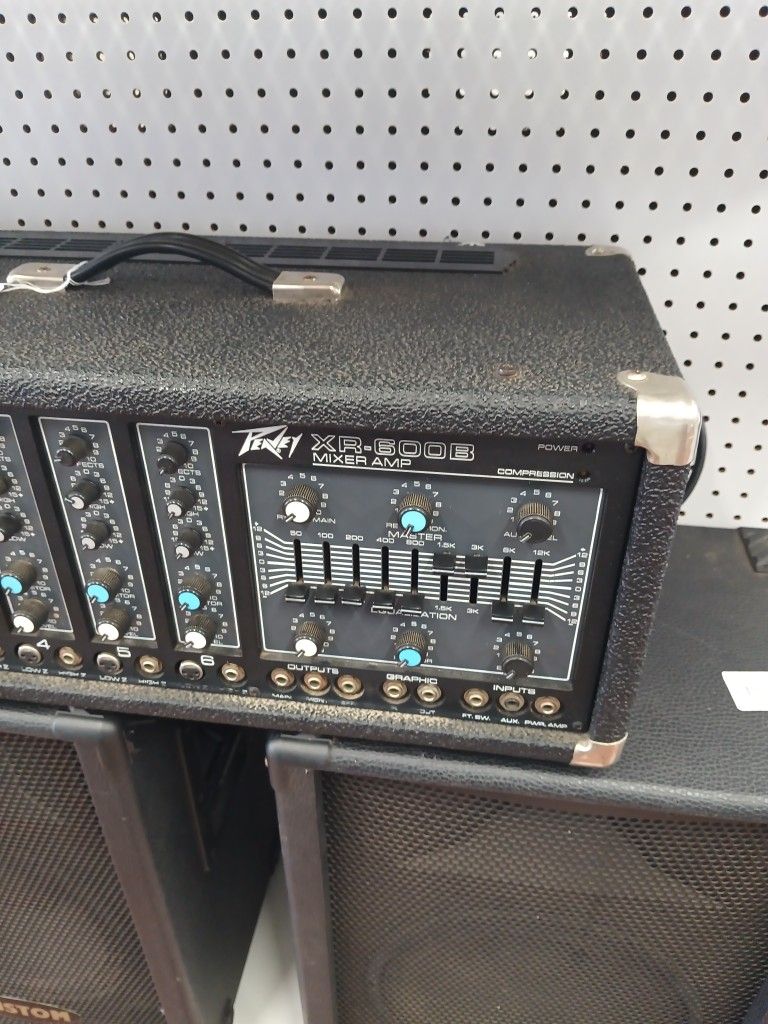 Peavy Mixer Amp