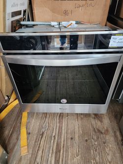 4 New Wall Ovens LG, GE, WHIRLPOOL 