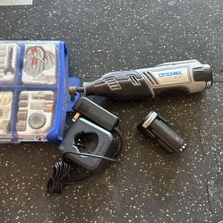 Dremel 8220 Cordless Rotary Tool (Reduced)