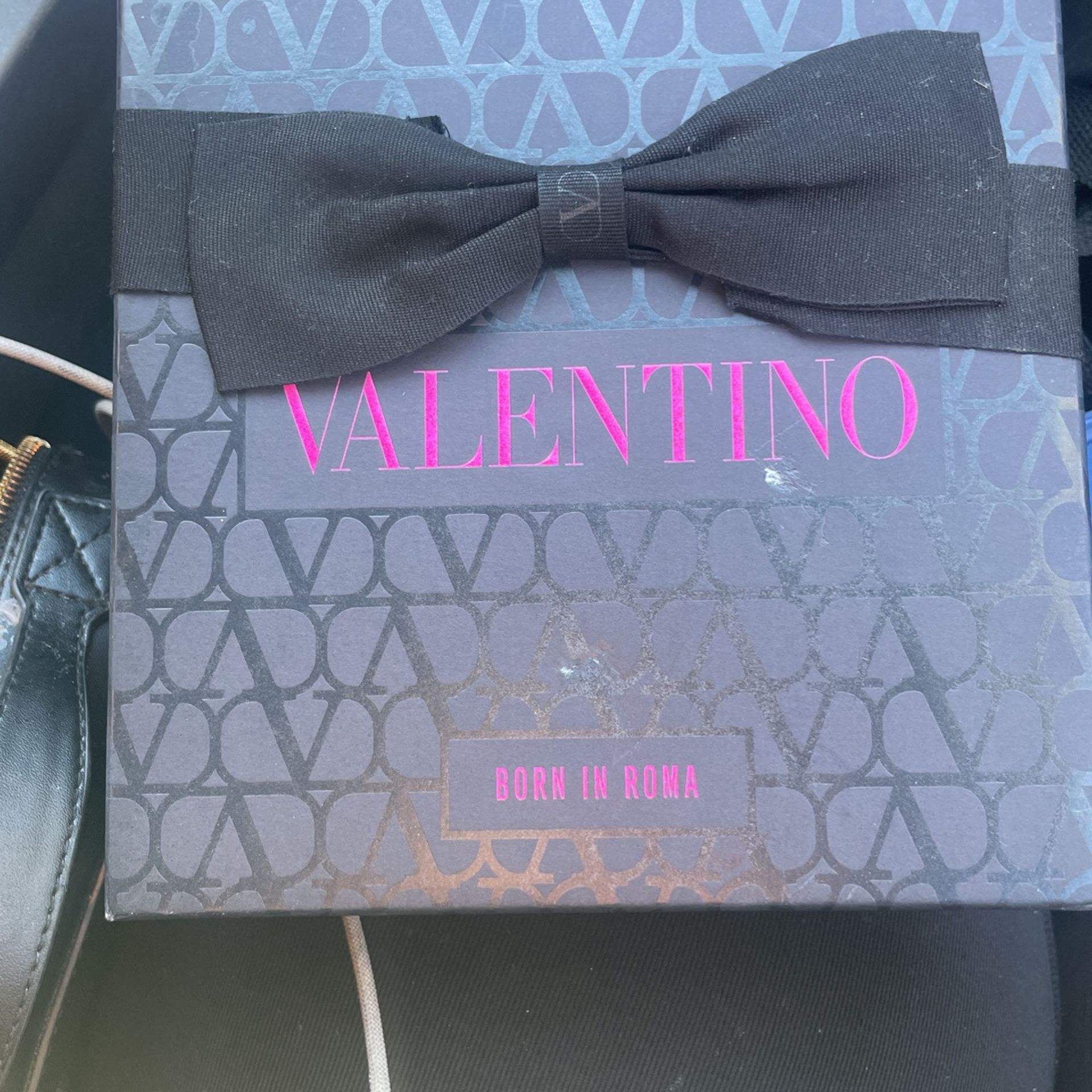authentic Valentino perfume set !!!