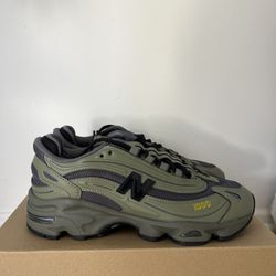 New Balance 1000