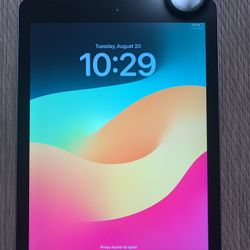 Apple iPad 6th Generation 128GB Unlocked Like New!