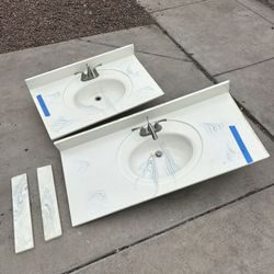 2 Bathroom Vanity Tops