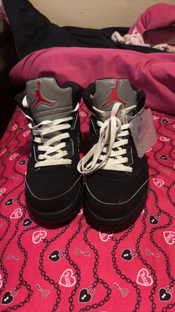 Black Metallic Jordan 5’s
