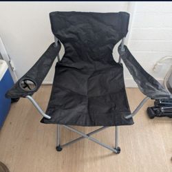 Ozark Trail Folding Camping Chair W/ Carrying Case - Good Cond