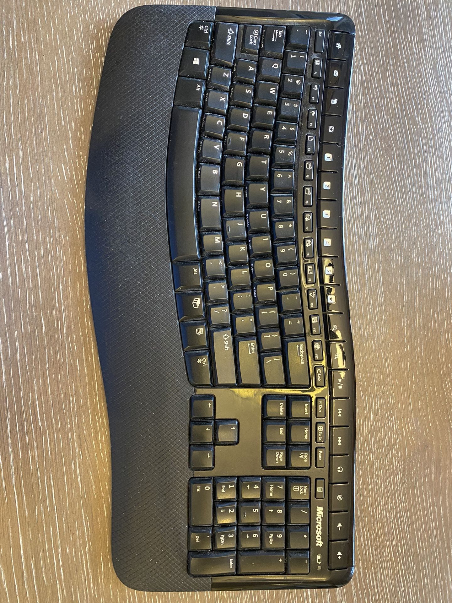 Microsoft Wireless Comfort Keyboard, 5000 Model, 1394