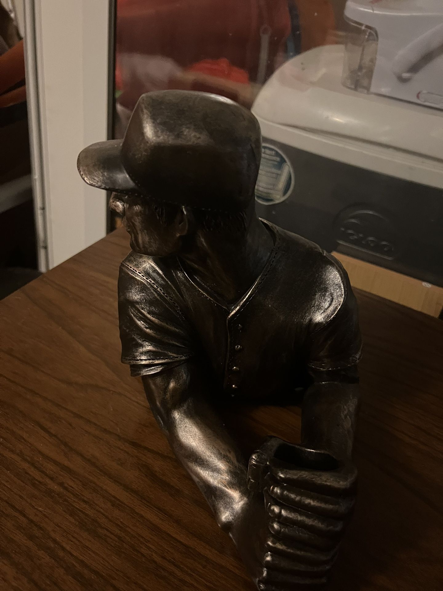 Beautiful Statue For Baseball Fun