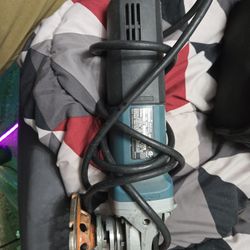 Makita 13a Variable Speed Angle Grinder 