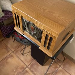 Record Player, CD , Radio 