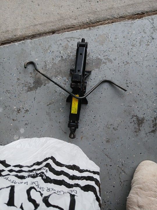 Car Jack 