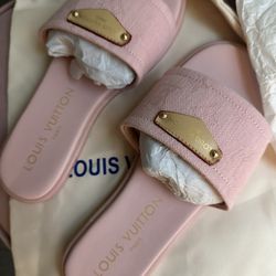 Lily Flat Mule Louis Vuitton