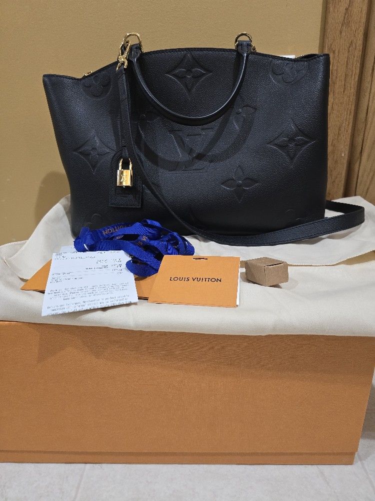 Authentic Louis Vuitton Grand Palais Bag In Black