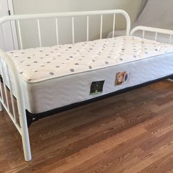 Twin Size Englander Bed With Frame (brand New )