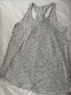 Lululemon Top Size 6