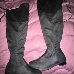 PLUS SIZE THIGH HIGH BOOTS