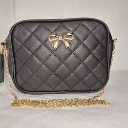 Black Quilted Crossbody 