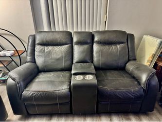 Black Leather Recliner Sofa for Sale.