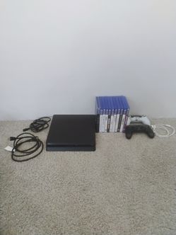 PS4 Slim 150 MB bundle for sale $150