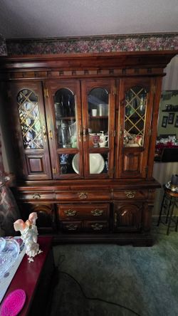 Light up China Hutch Cabinet