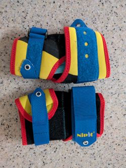 Nipit Thumb Sucking Prevention