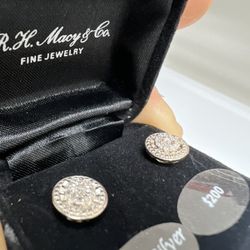 Diamond 1/10 CTTW Earrings in Fine Silver