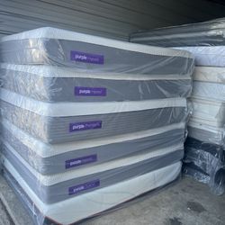 QUEEN SIZE PURPLE HYBRID MATTRESS & BOX SPRING BED SET