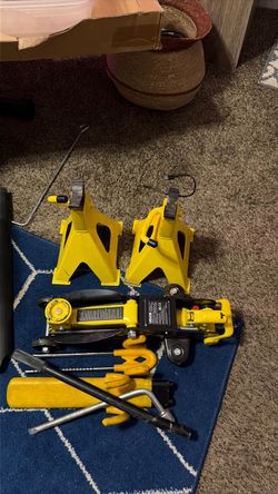 Jack stands / Jack