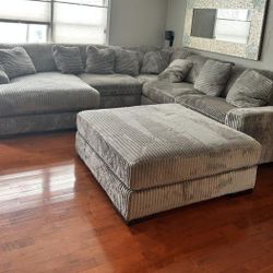 OM• $38 Initial • Brand New/// Plush 5 Piece Sectional Brand New