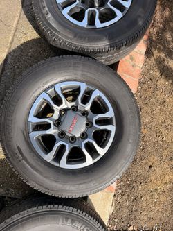 18” GMC 8 Lugs Wheels