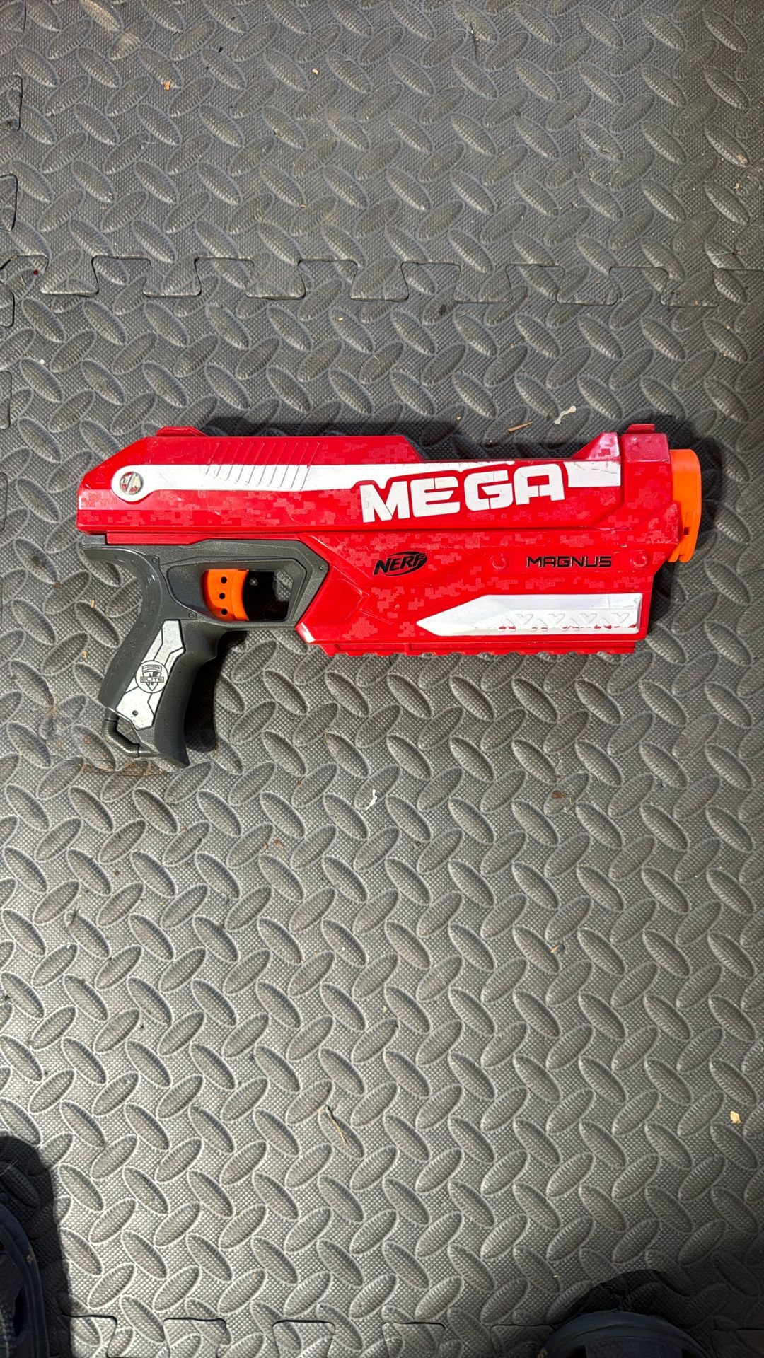 NERF Mega Magnus Gun