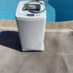 Magic Chef  0.9 Portable Washer