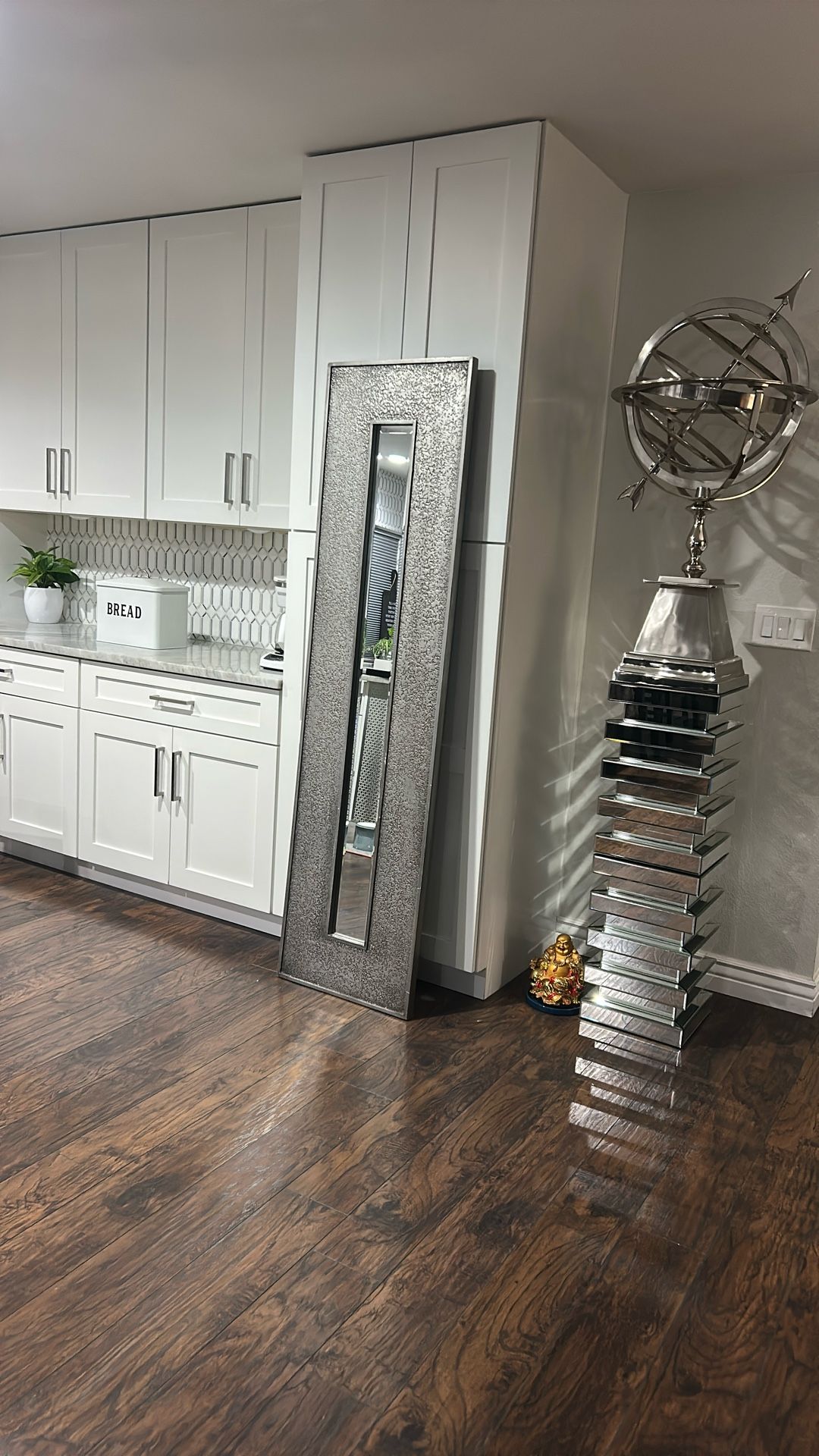 Uttermost Mirror