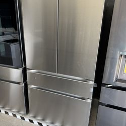 LG Standard Depth MAX 4 Door Refrigerator 