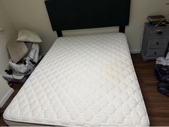 Adjustable Queen Size Bed