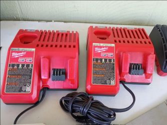 Milwaukee M18 and M12 Battery Charger ( new )
