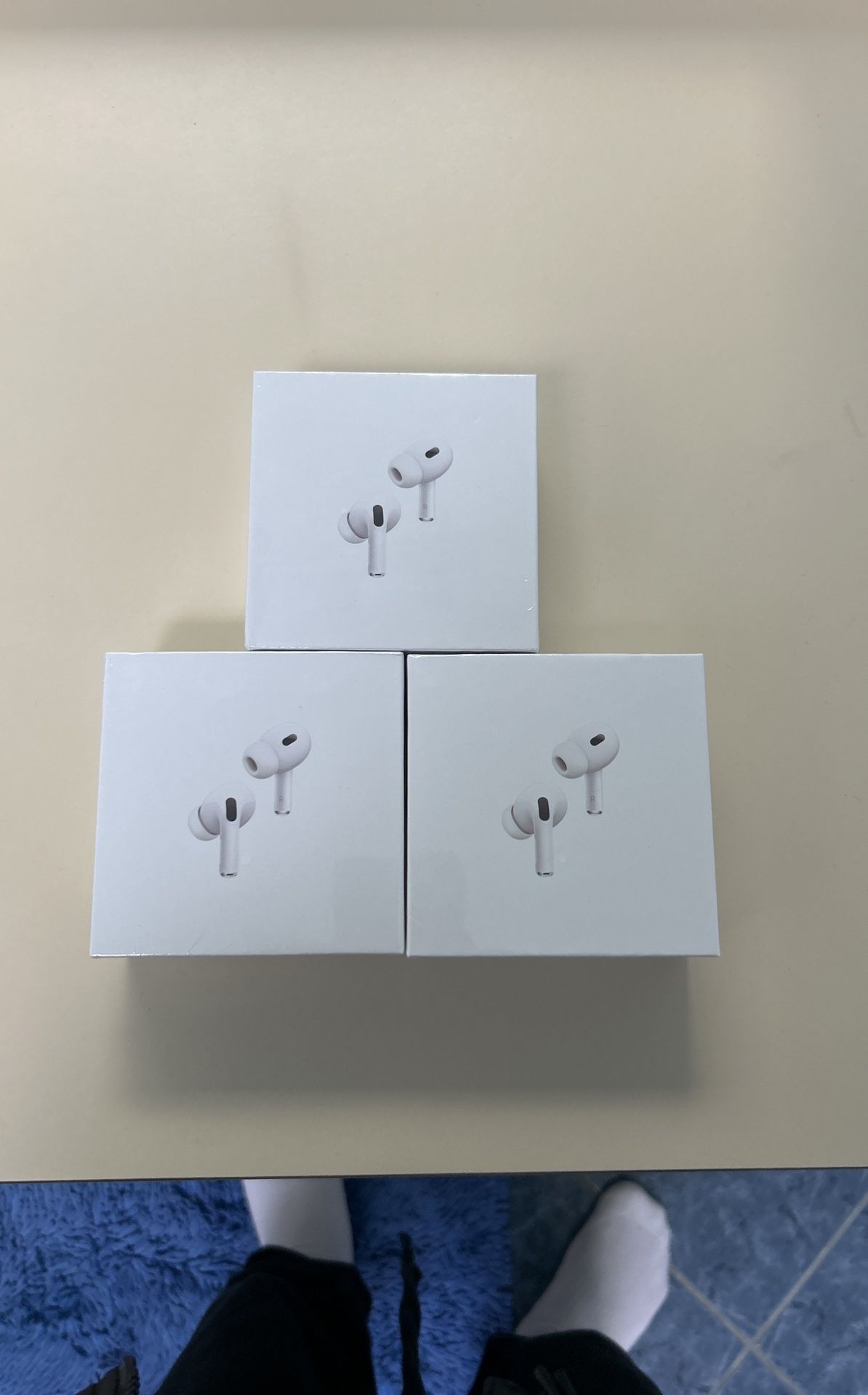 Apple AirPod generation 2s