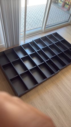 Display shelving
