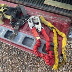 Fall Protection Harness And 2 Lanyards
