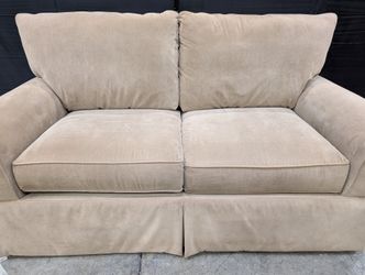 Thomasville Tan Rolled Arm Loveseat Sofa