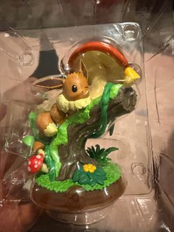Pokemon Evee Blinb Box