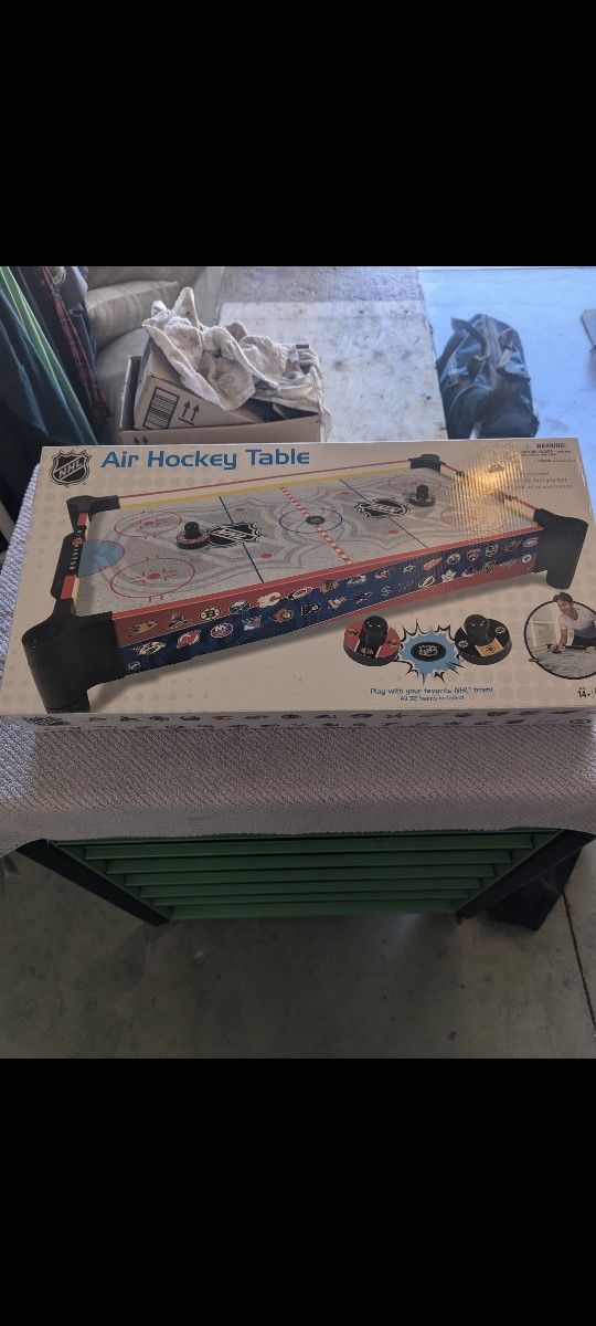 Air Hockey
