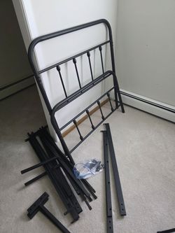 Twin Metal Bed Frame & Boxspring