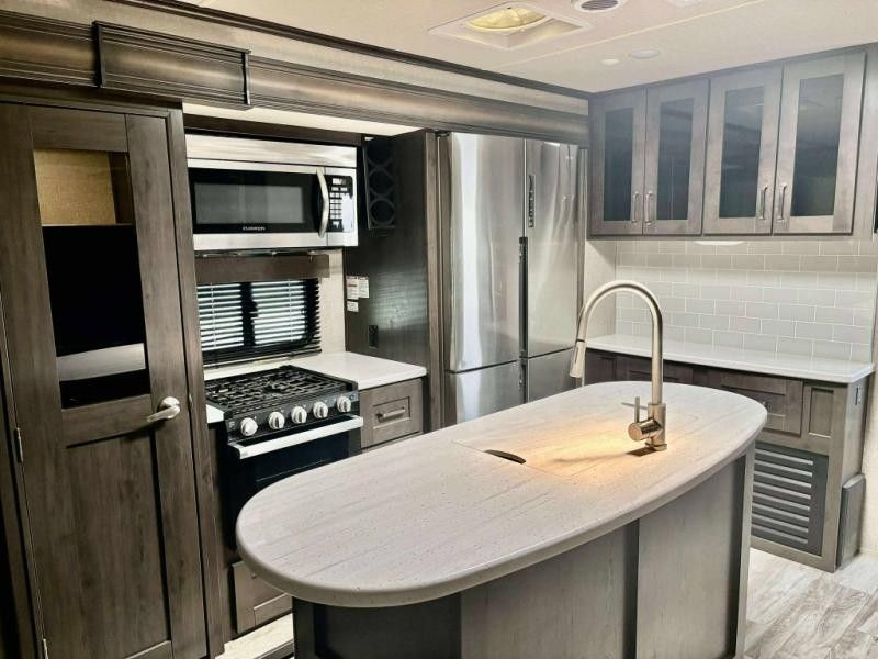 2021 Grand Design Reflection 315RLTS