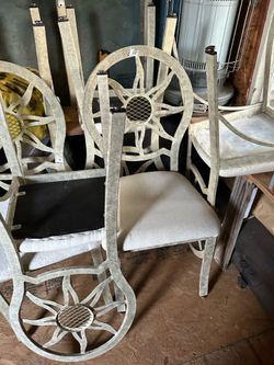 glass table with 6 patio chairs