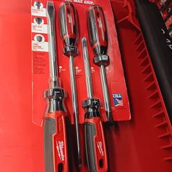 Milwaukee Cushion - Grip Screwdriver Set 4 PC 