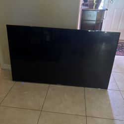 50” HITACHI LCD FLAT SCREEN FOR PARTS