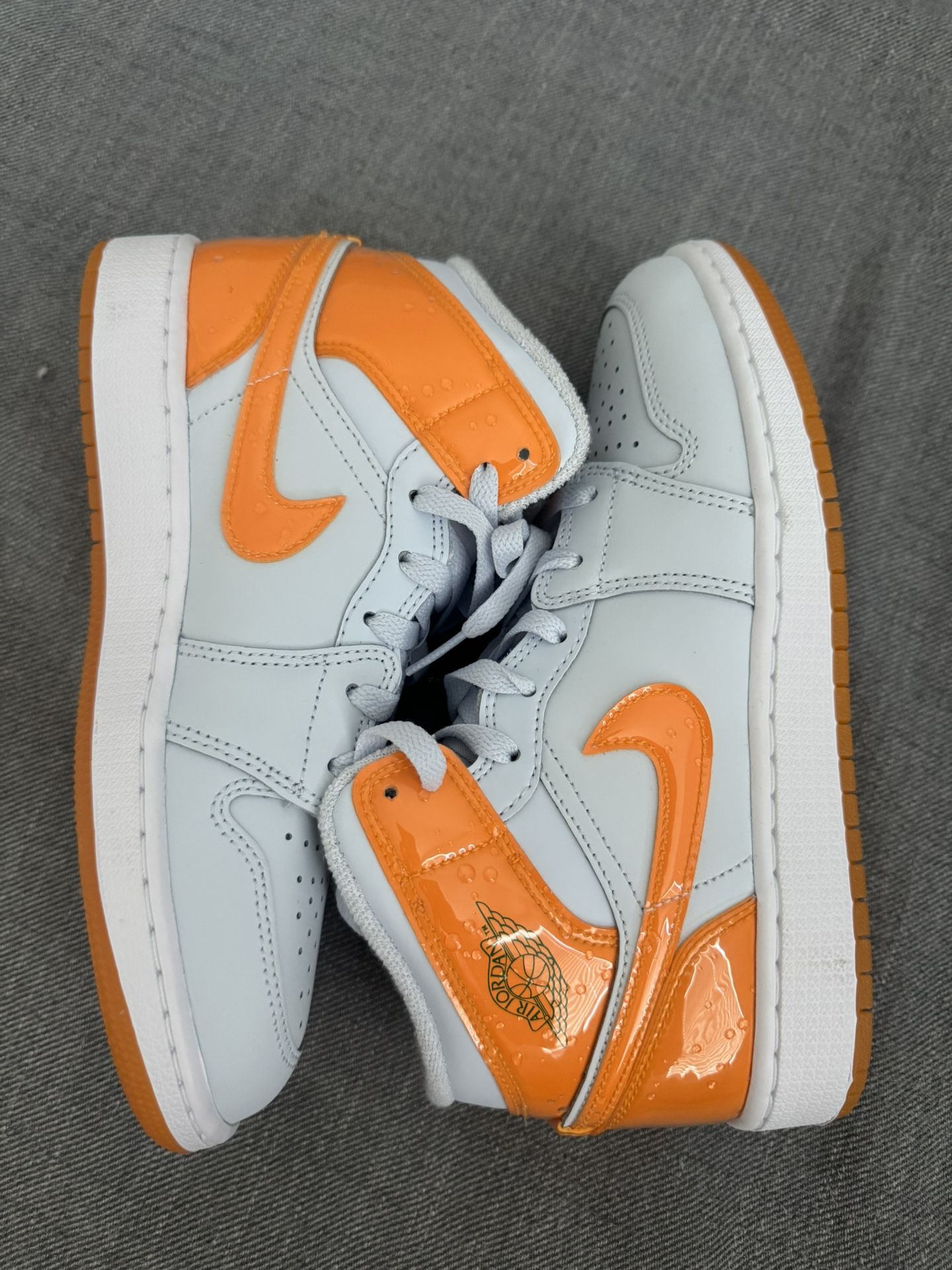 New Nike Air Jordan 1 Mid 