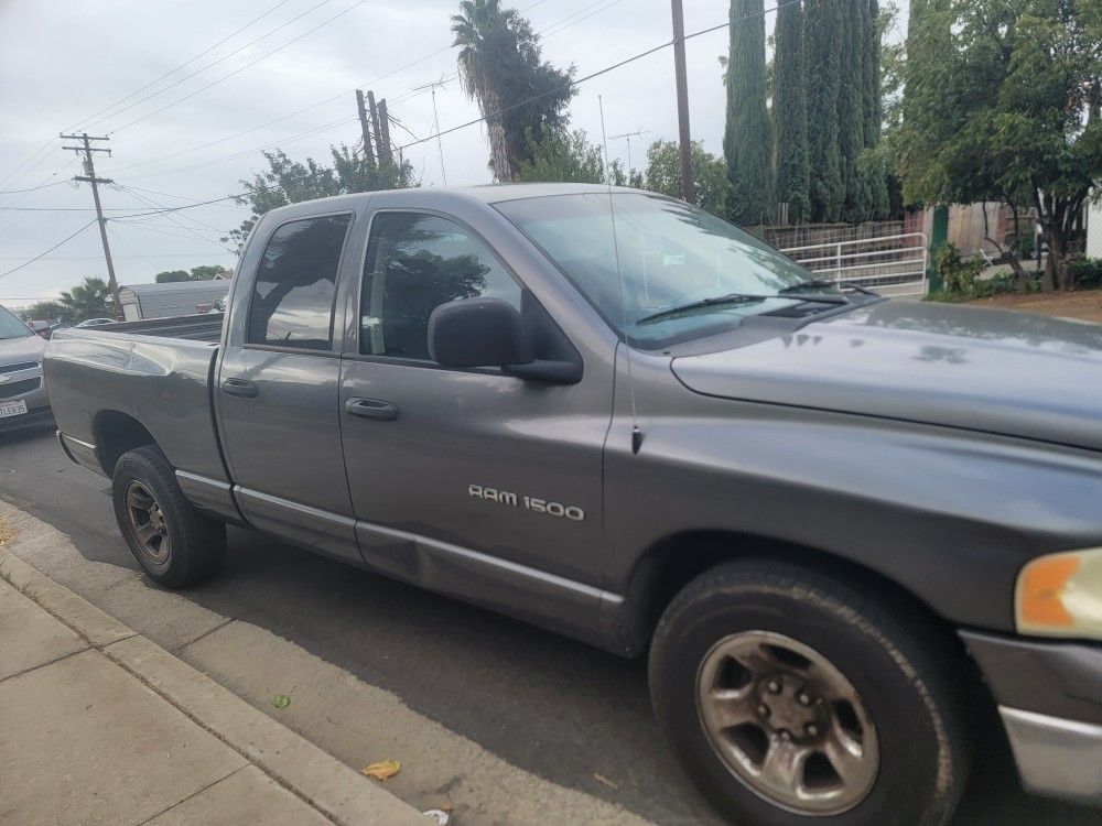 2004 Dodge Ram