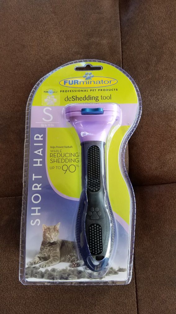 Brand new FURminator deshedding tool for cats