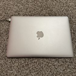 *LOWER PRICE Macbook Air (2015) 13 inch with working charger